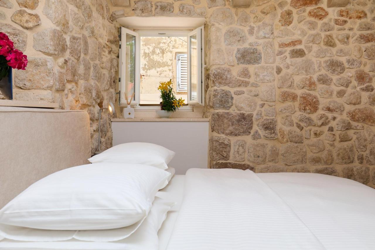 Apartment Stone Elegance